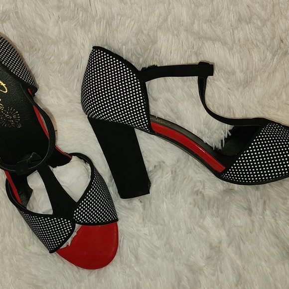 **Woman Red , Black, and White High Heels** - Picture 3 of 10